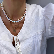 Load image into Gallery viewer, mother of pearl &amp; colours bubblegum necklace