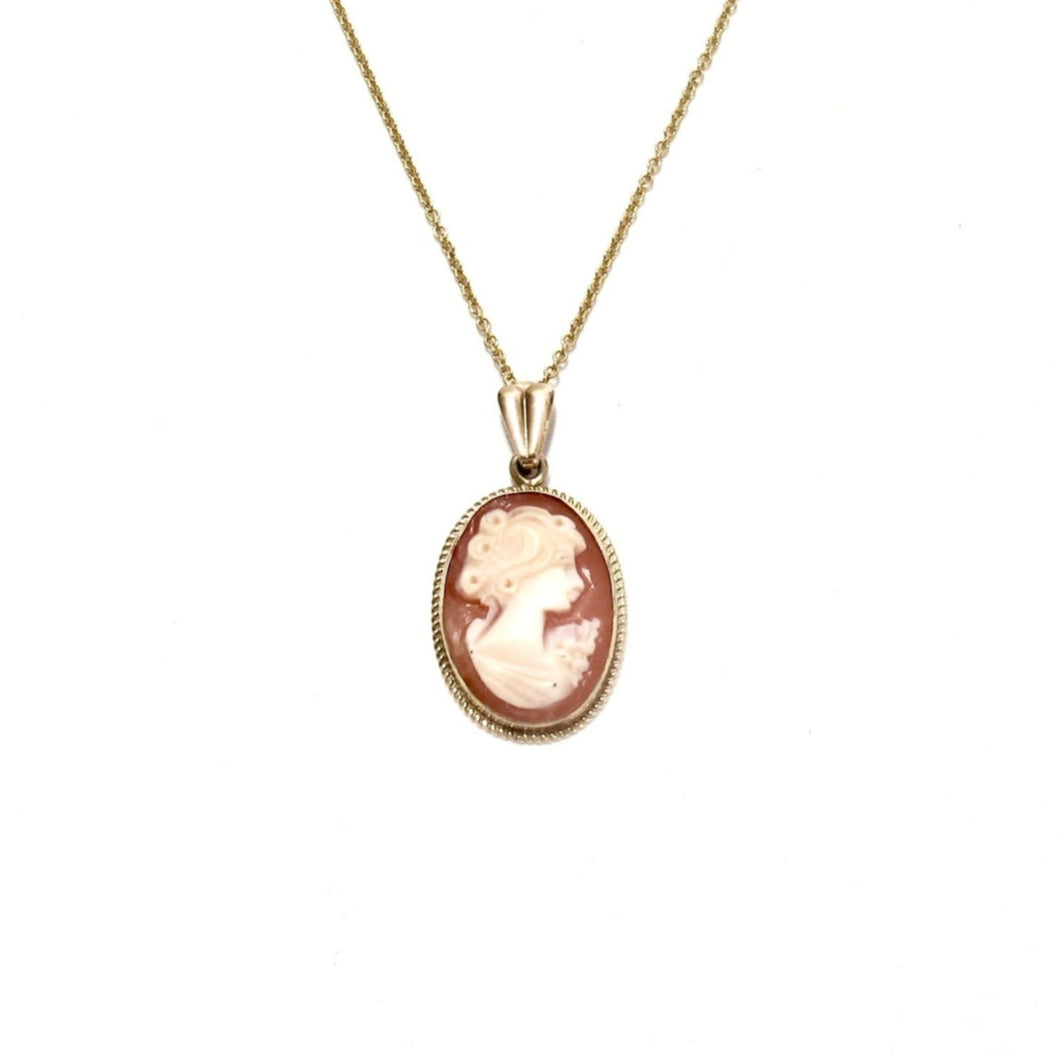 vintage cameo necklace