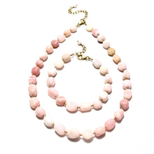 Load image into Gallery viewer, pink opal &amp; gold beads bracelet